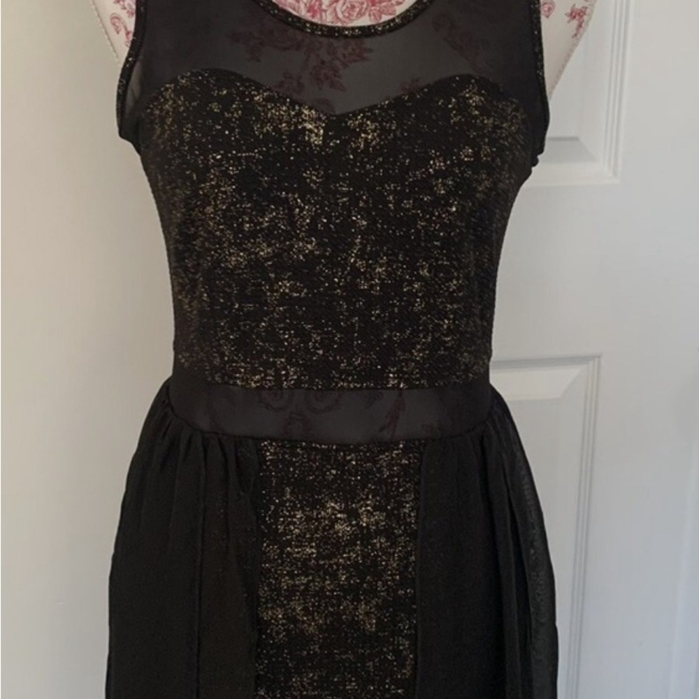 Elegant Black and Gold Women's Dress